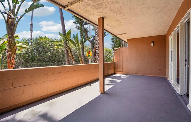 1 bed, 1 bath, 750 sqft, $2,560, Unit 12