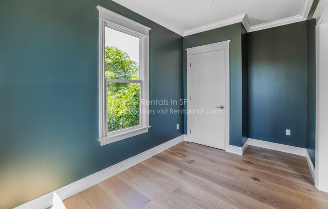 196 1/2 VLY ST