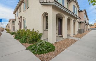 3 beds, 3 baths, $2,095