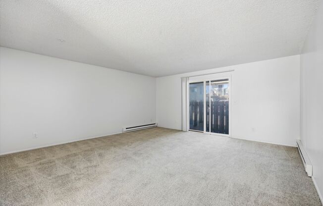 2 beds, 1 bath, 1,000 sqft, $1,350, Unit 31