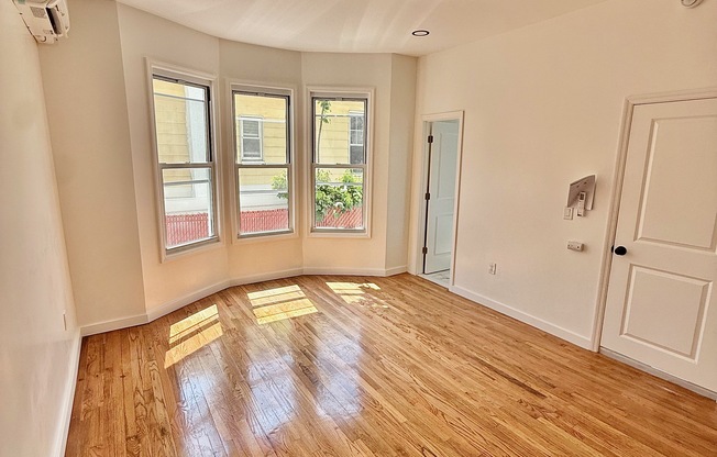14 VERMONT CT