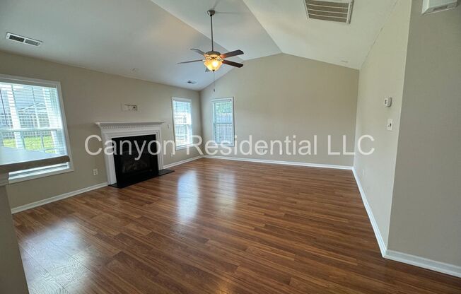 3 beds, 2.5 baths, $1,835