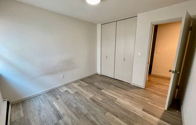 2 beds, 1 bath, $1,395, Unit 116