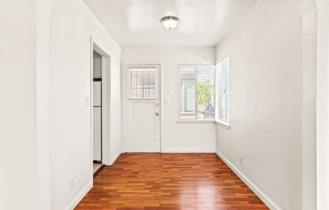 Renovated 1-Bedroom with Gated Parking & Garbage Paid!