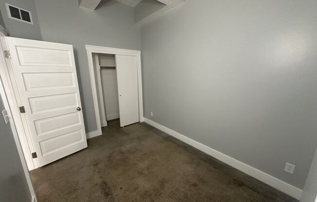 1 bed, 1 bath, 397 sqft, $1,199, Unit Unit 204