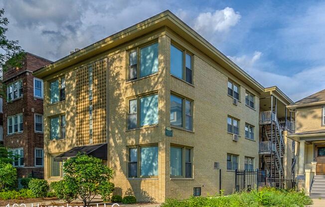 162 N Humphrey Ave