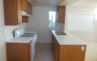 2 beds, 2 baths, $2,995, Unit # 25