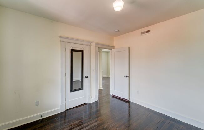 3 beds, 2 baths, 736 sqft, $2,695, Unit 36