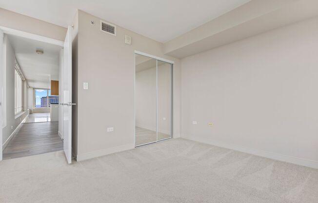 2 beds, 2 baths, $4,400, Unit # 4403