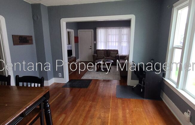 3 beds, 2 baths, $1,600