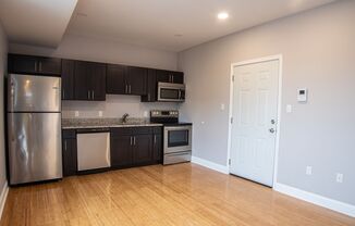 1 bed, 1.5 baths, $1,250, Unit Unit 4F