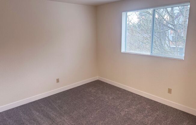 2 beds, 2 baths, 984 sqft, $2,125, Unit J304