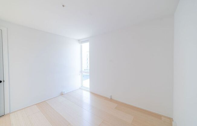 2 beds, 2 baths, $2,378, Unit 203