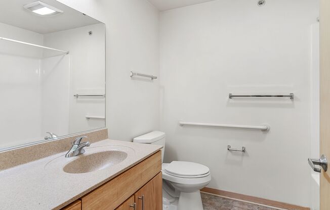 2 beds, 1 bath, 817 sqft, $1,495, Unit 602-301