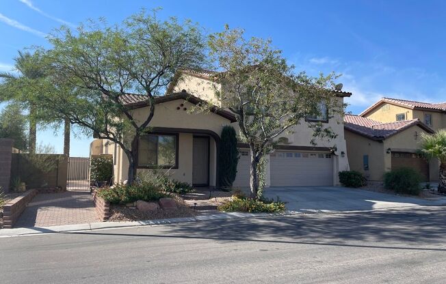 Southwest - Nevada Trails - 2 Story - 4 Bedroom - 3 Car Garage - Beautiful renovated Kitchen with Wine Bar