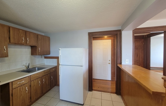 1 bed, 1 bath, 900 sqft, $2,300, Unit 3