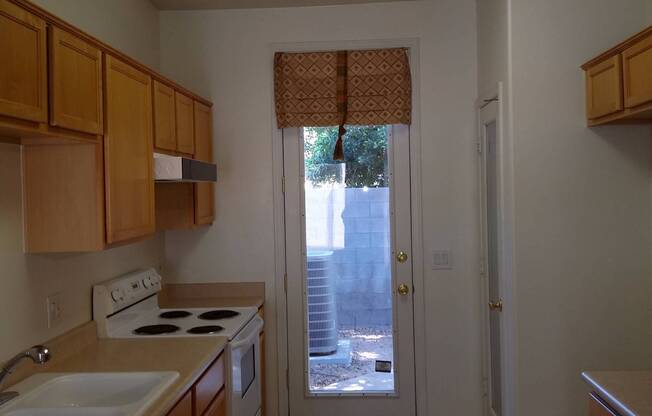 3 beds, 2 baths, $1,800