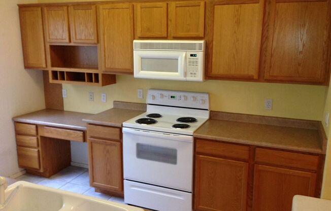 1351 N Pleasant Dr #1069