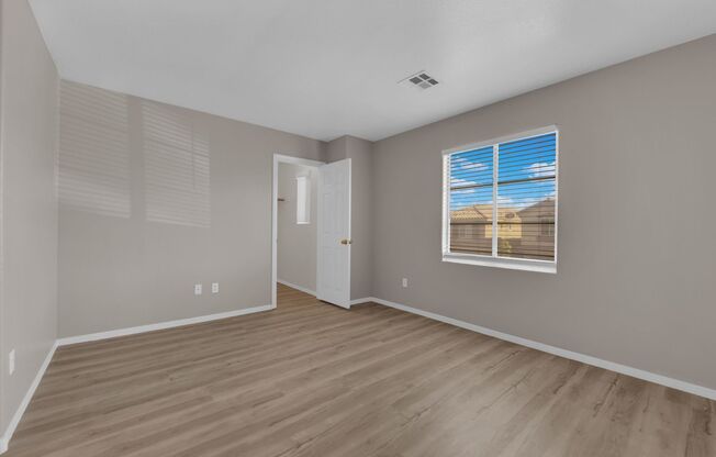 4 beds, 2.5 baths, $2,195