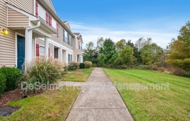 1204 PARKSTONE LN