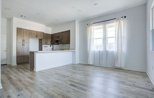 Modern 3-Bedroom Condo with Solar & EV Charging in a Quiet El Monte Community !