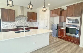 3 beds, 2.5 baths, 2,446 sqft, $2,395
