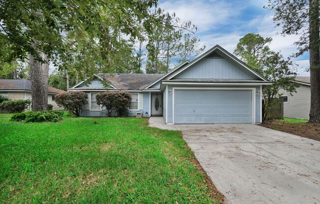 Move In Now & Pay $0 Rent! Welcome to this charming 3 bedroom, 2 bathroom home located in Jacksonville, FL