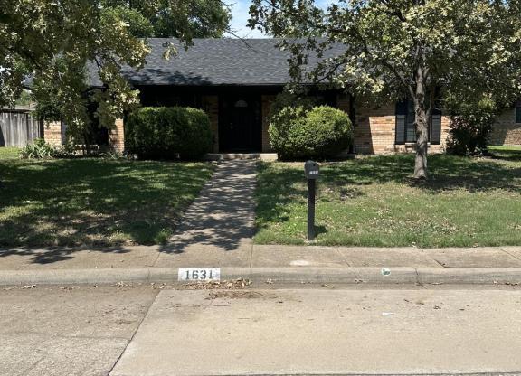 1631 CENTENARY DR
