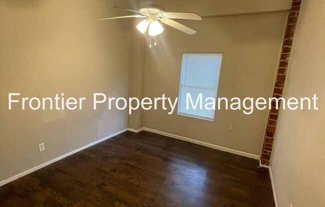 3 beds, 2 baths, 1,000 sqft, $1,435, Unit 3133 Magnolia Ave 1F