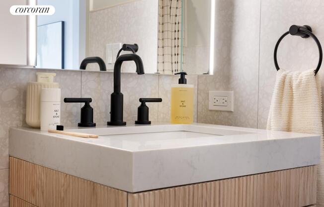 2 beds, 2 baths, $6,710, Unit 10_12