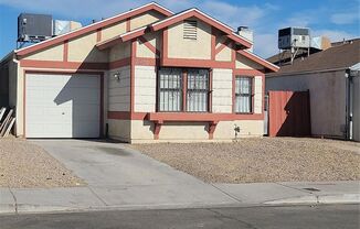 CHARMING SINGLE-STORY HOME IN THE SOUTHWEST!