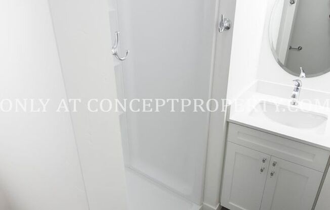 2 beds, 2 baths, 833 sqft, $1,699, Unit 513- (03)