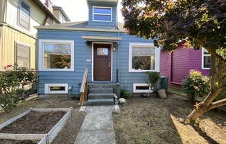 5610 11th Ave NE