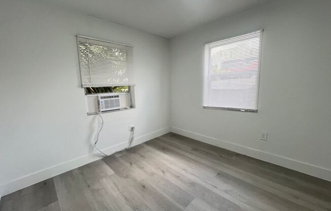 2 beds, 1 bath, 750 sqft, $1,800, Unit 5200-24