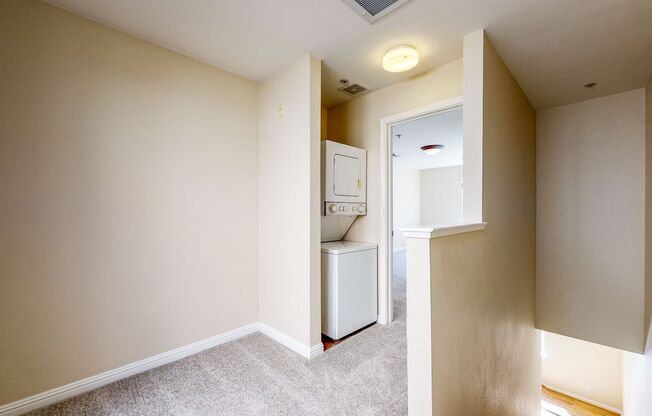 1 bed, 1.5 baths, $1,995, Unit #19