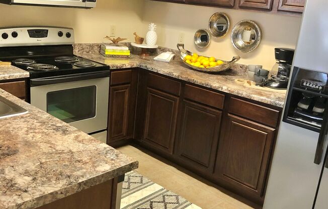 1 bed, 1 bath, 856 sqft, $1,170, Unit 0812