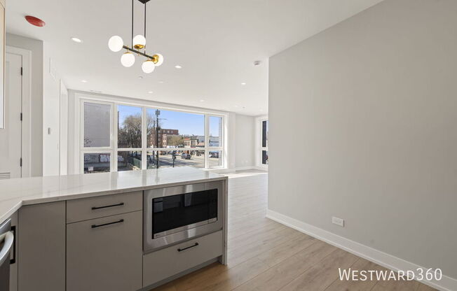 2354 W POLK ST