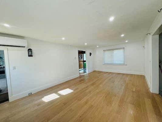 112 42 176 ST