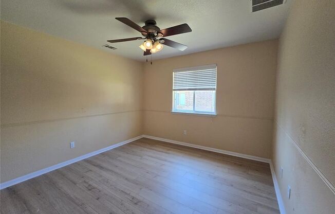 4 Bed / 2 Bth with a great backyard