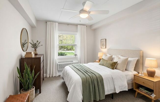 2 beds, 2 baths, 1,097 sqft, $2,700