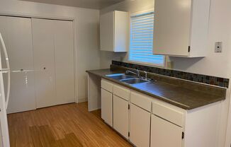 2 Bed 1 Bath Apartment Unit