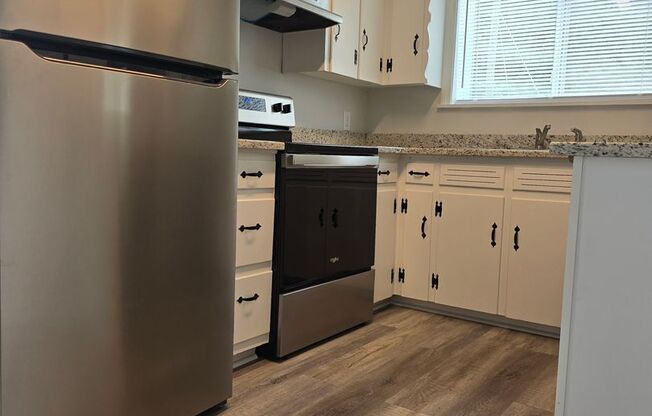 2 beds, 1 bath, 1,136 sqft, $1,250, Unit 7D