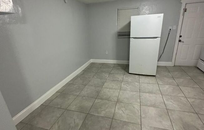 3 beds, 1 bath, $1,500