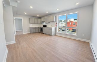 1 bed, 1 bath, $1,500, Unit Apt 829-5 Rear