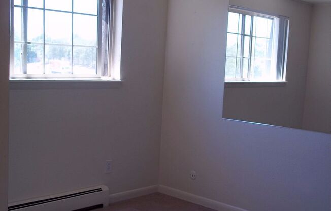 1 bed, 1 bath, 550 sqft, $1,545, Unit 680-316