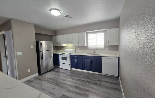 2 beds, 2 baths, 875 sqft, $1,395, Unit 9