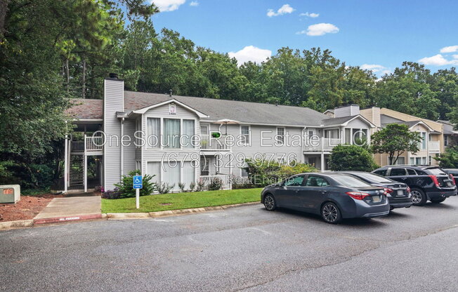 1806 AUGUSTA DR SE