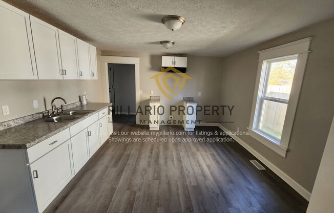 Cozy 3 bedroom home in Grace Tuxedo Park area, Available Now!