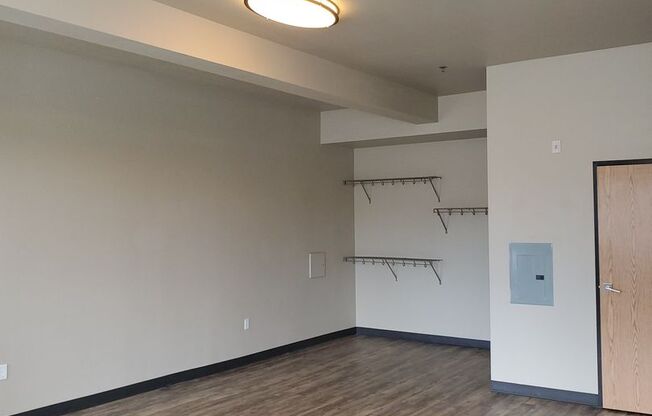 Studio, 1 bath, 519 sqft, $1,125, Unit 2-113W