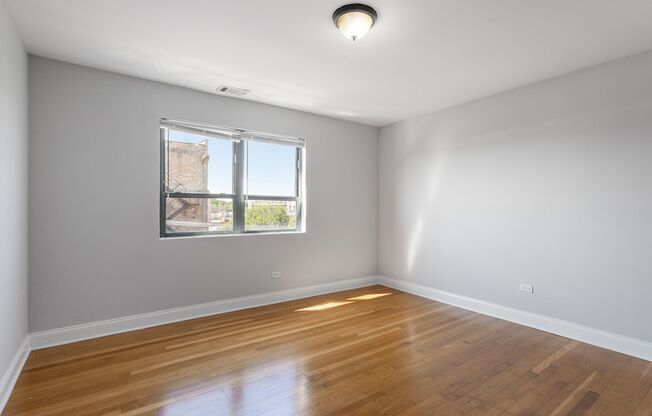 2 beds, 2 baths, 664 sqft, $2,300, Unit 401